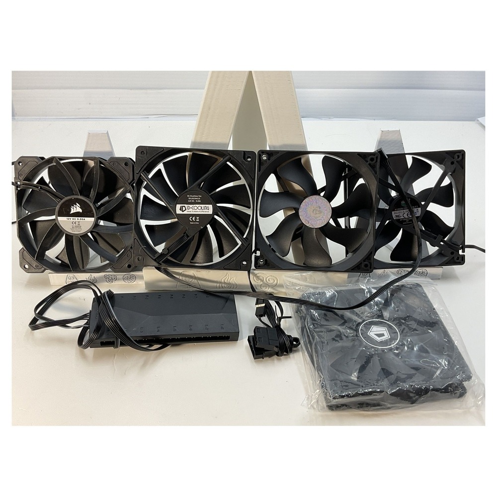 Set of 5 120mm PC Case Fans with RGB‎ Hub